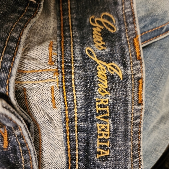 Guess Riviera bootcut jeans, size 28, medium wash, great condition! - Picture 5 of 6